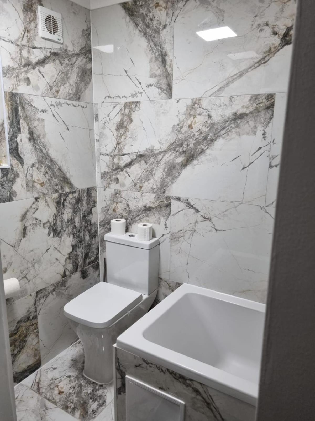 Stylish London Apartment & Free Parking Extérieur photo